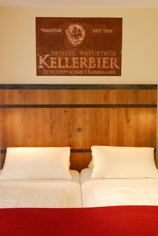 Brauerei Gasthaus Lohhof Im Muenchner Norden, Direkt An Der S1, Naehe Vom Flughafen, Zentrum, A92, Allianz Arena, Ruderregatta Und Schiessanlage G- Hochbrueck Entfernt, Internationale Kueche Унтершляйсгайм Номер фото